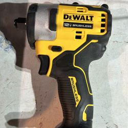 Dewalt Impact Wrench 1/2” New No Box 70$ 
