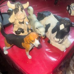 2-Cows And 2 Dogs For House Decoration 