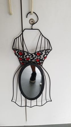 Jewelry mirror