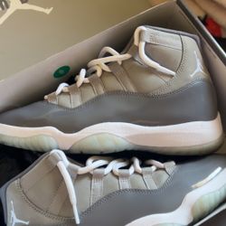 Jordan 11 Cool grey Like new.