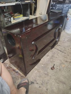 "Third Row Seat Enclosure For Single 12!"