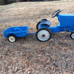 Child's Ertl Ford Pedal Tractor & Trailer 