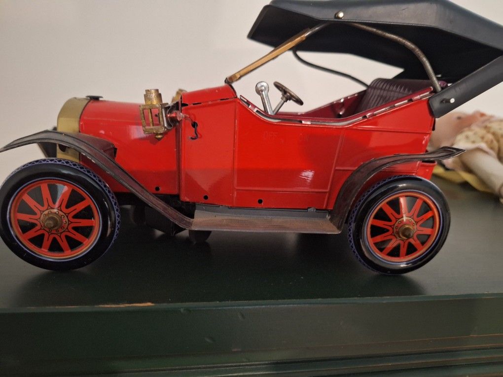 Bandai 1960s Vintage Tin Toy