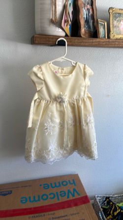 $10 each obo… Girl dresses sizes 18 months to 3T