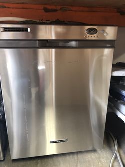 Kitchen Aid dishwasher