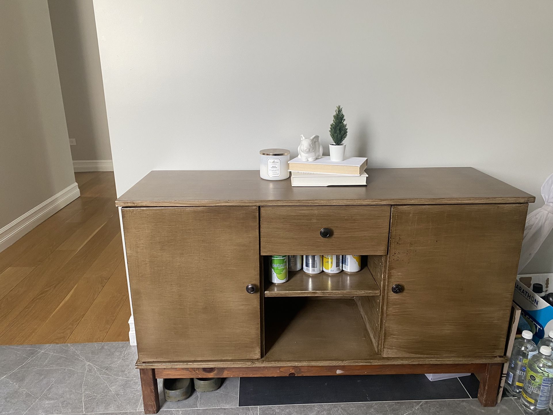 Tv Stand /Entry Table