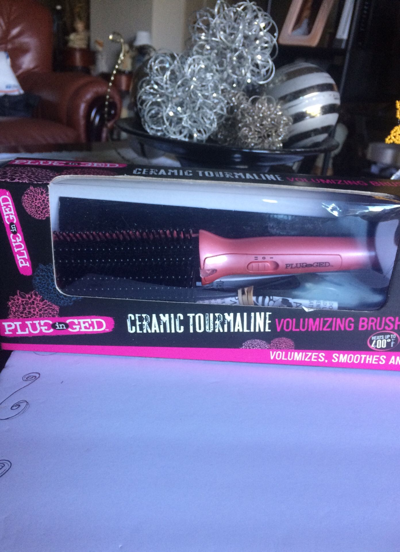 Plug in GED ceramic tourmaline volumizing brush new