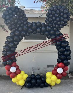 Mickey Mouse Balloon Backdrop