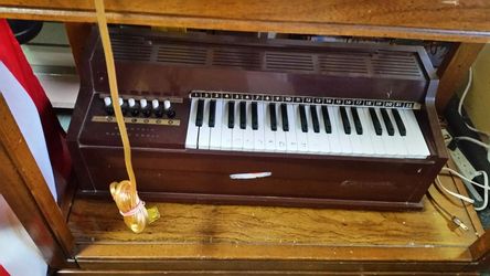 Vintage Organ