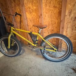 TRL BMX Bike