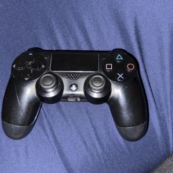 PS4 Controller
