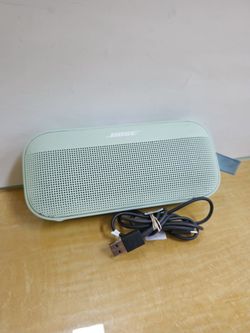 Bose Speaker (Soundlink Flex 2nd)