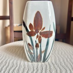 Small Japanese Floral Vase 