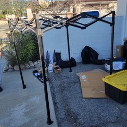 5x5ft Photo booth Canopy And Backdrops With Carrying Case $200