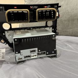 Honda accord stereo/radio 08 with frame 