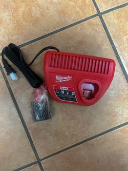 Milwaukee m12 charger with 2.0 battery