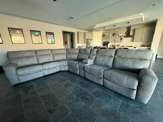 7-Piece Modular Sectional Couch w/ 4 Power Recliners