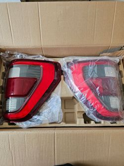 Ford F-150  Ford Raptor taillights