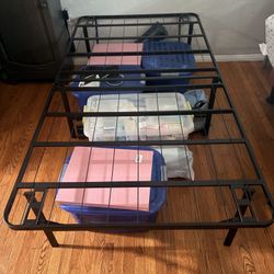 Twin Metal Platform Bed Frame-Like New