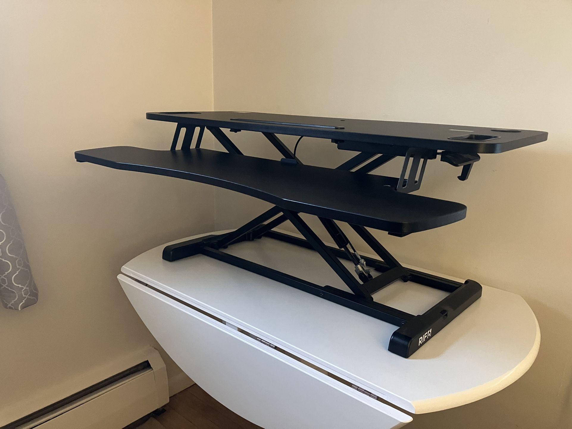 Adjustable Height Standing Desk 37”