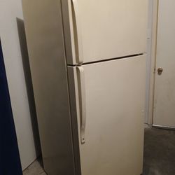 Estate Refridgerator- Almond