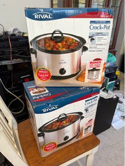 Moving sale brand new Rival slow cookers