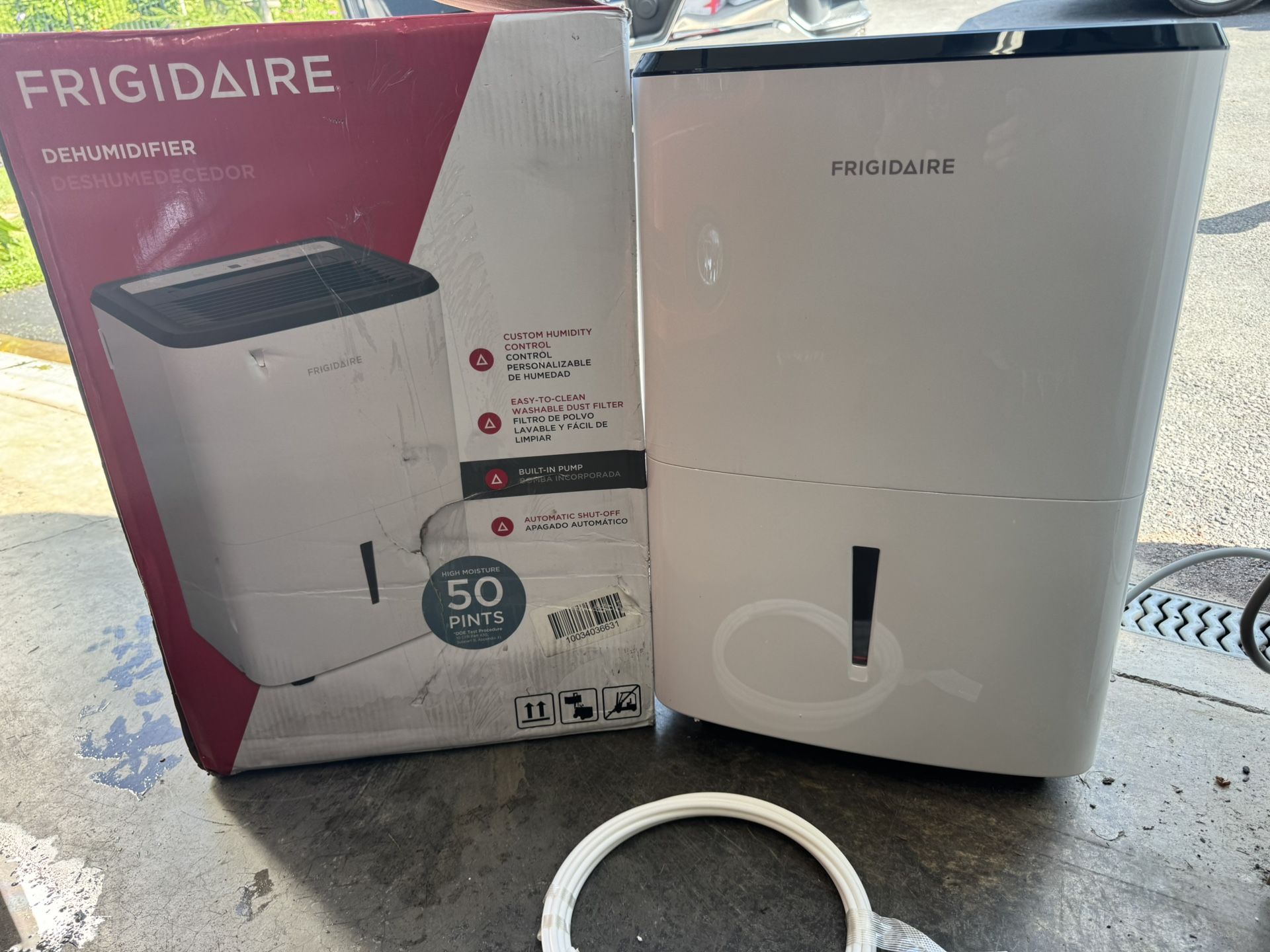 New Frigidaire Dehumidifier 50 Pint With Built In Pump. Tested. Must Pickup