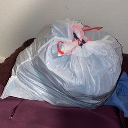 Bag Of Plus Size Jeans clothes, 2x and dresses $50 For Both !!Look at Pictures