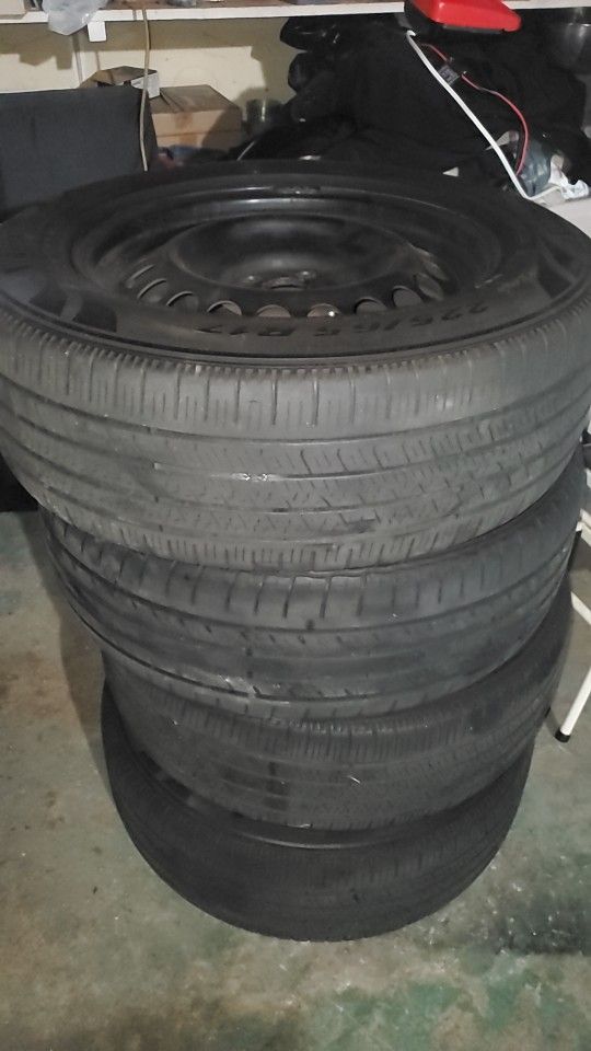 2019 Toyota Rav4 Tires