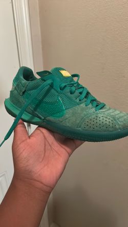 Nike streetgato’s