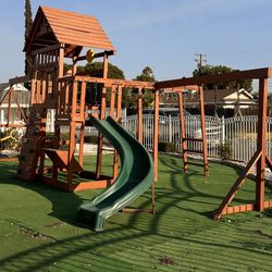 Swing Set/slide/playset