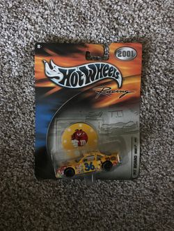 M&m hot wheels car 2001