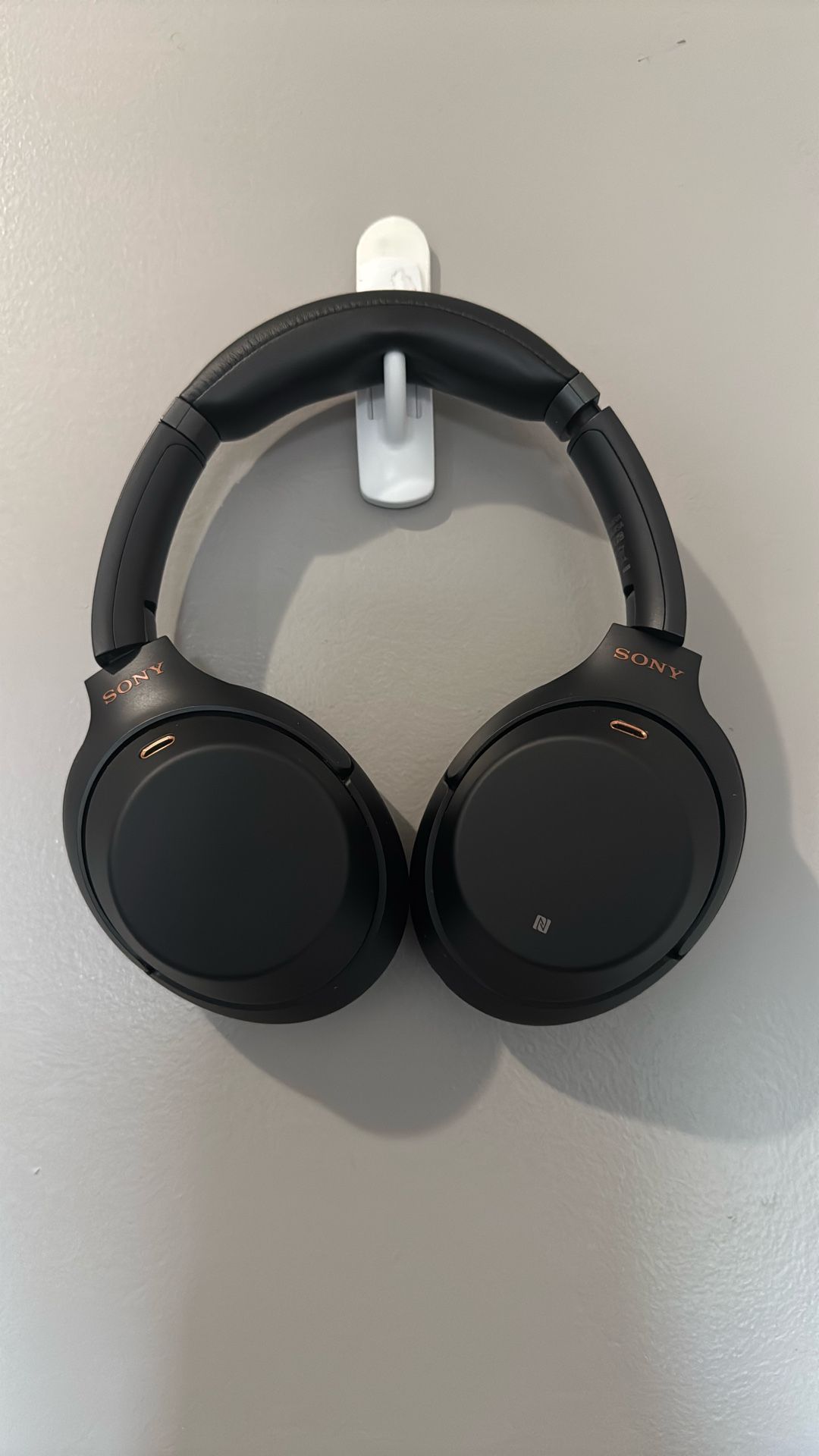 Sony Noise Cancelling Headphones
