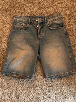 Men’s washed jean shorts size S/M