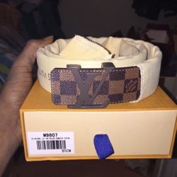 Authentic Brown Louis Vuitton Belt 
