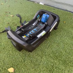 Nuna Car seat Base