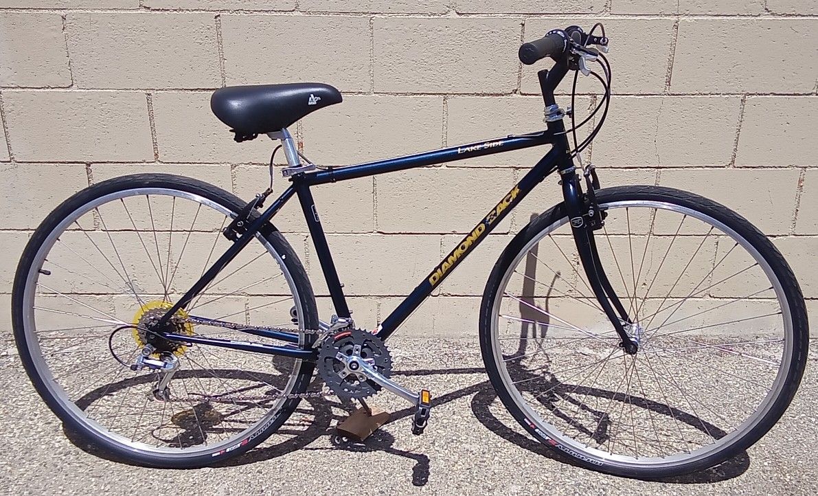 DIAMONDBACK LAKE SIDE HYBRID MENS ROAD BIKE REFURBISHED OBO