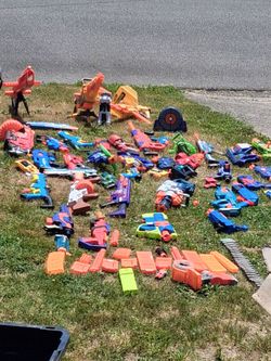 Nerf gun lot