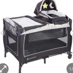 Baby Trend Lil Snooze Deluxe II Nursery Center - Twinkle Twinkle Little Moon0  Open box item not in the original box   inventory number: 108