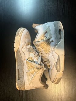 Jordan 4s