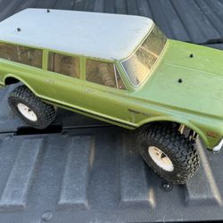 Custom Vaterra Ascender Rc Crawler RTR With Spare Slider