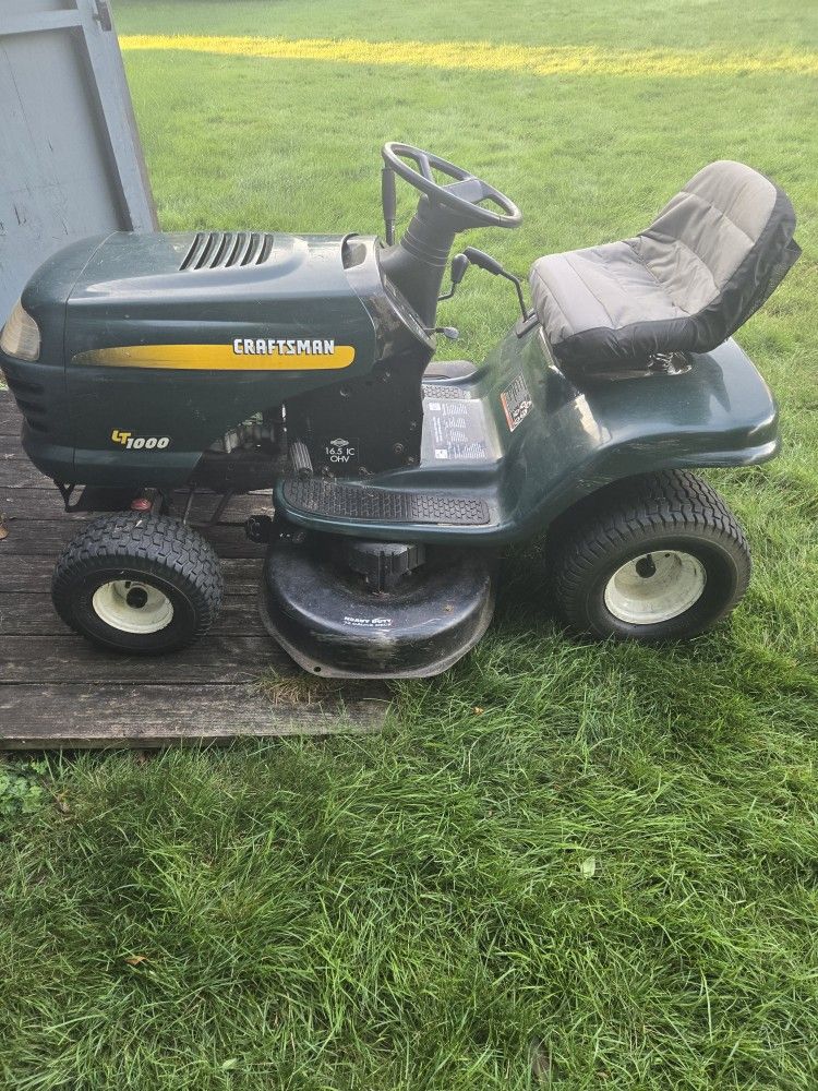 Craftsman LT1000 42 in tractor