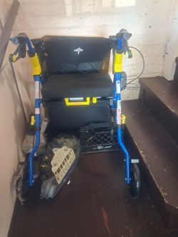 Medline walker 4Chair