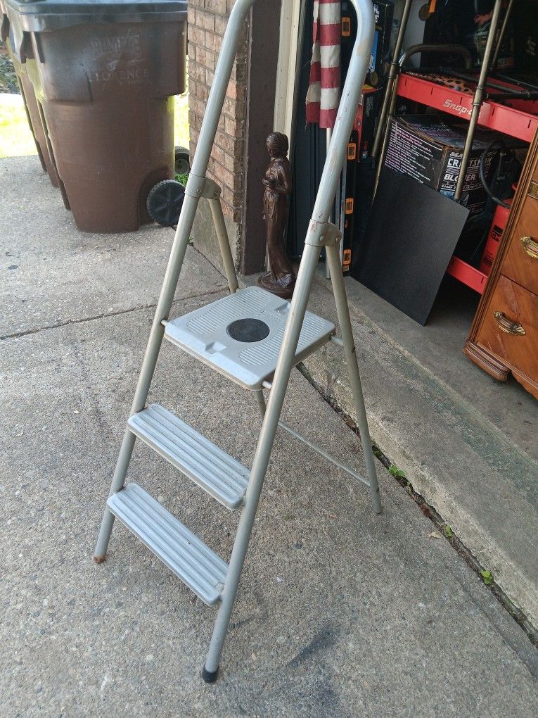 Step Ladder