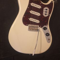 Squier Paranormal Cyclone Guitar