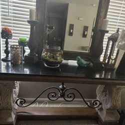 Thomasville Showroom Elegant Table $600 obo