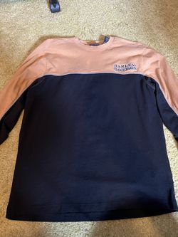 Harley Davidson Thick Longsleeve Large two tone embroidered logo 110 year anniversary.