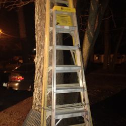 Aluminum 8 Ft Ladder