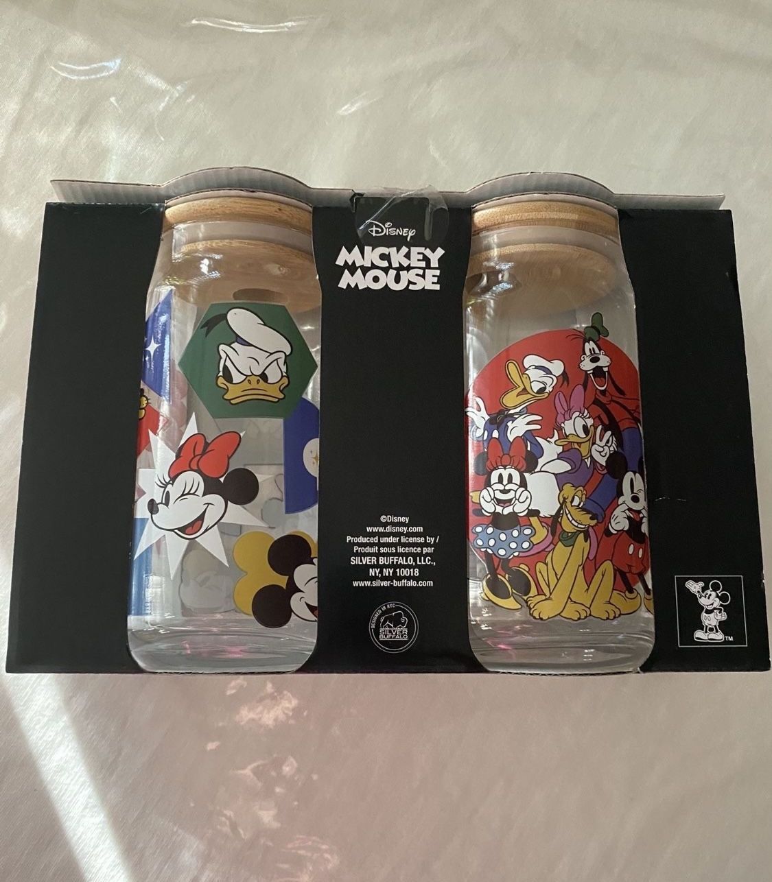 Disney glass tumbler set