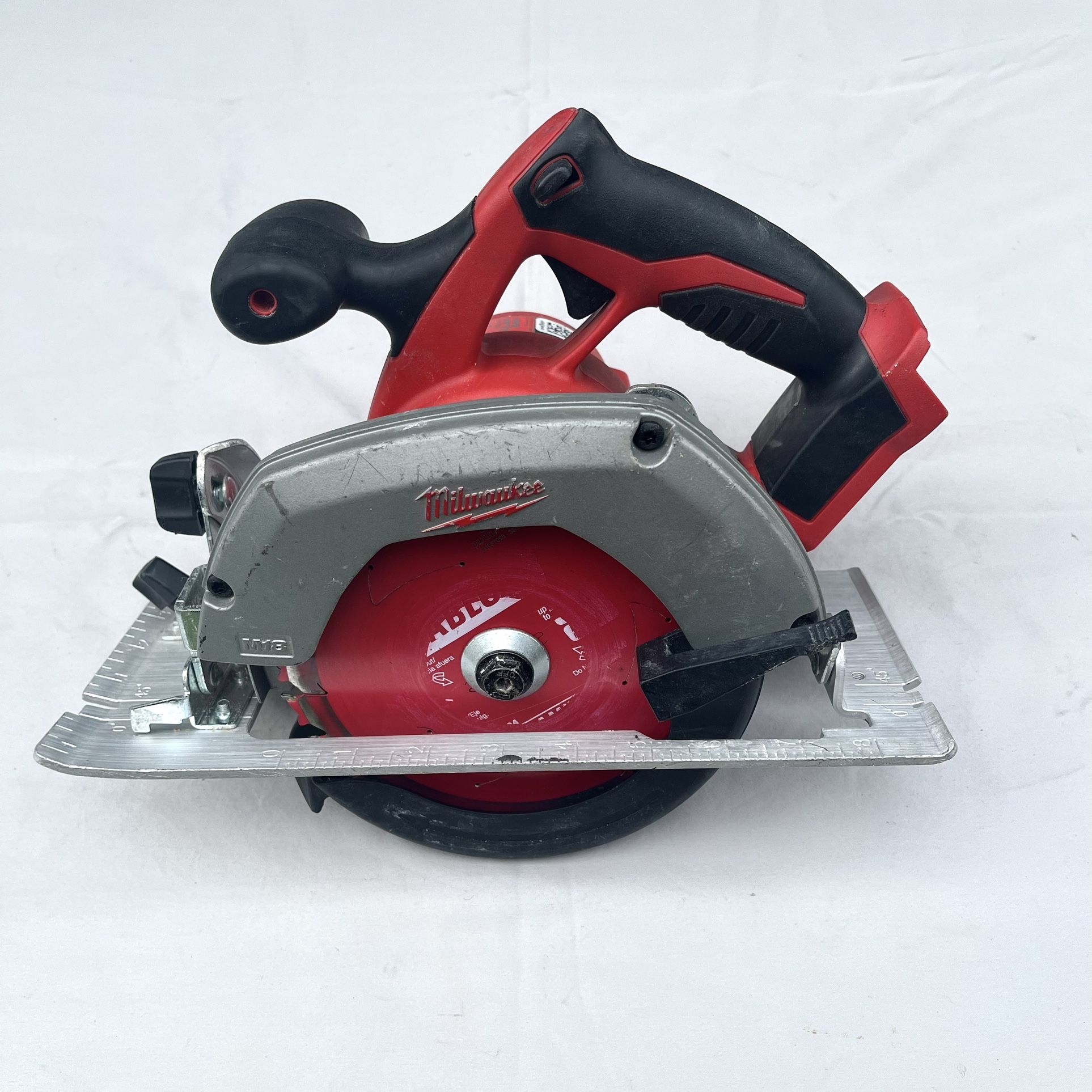 Milwaukee M18 Cordless 6 1/2" Circular Saw Model# 2630-20 Tool Only